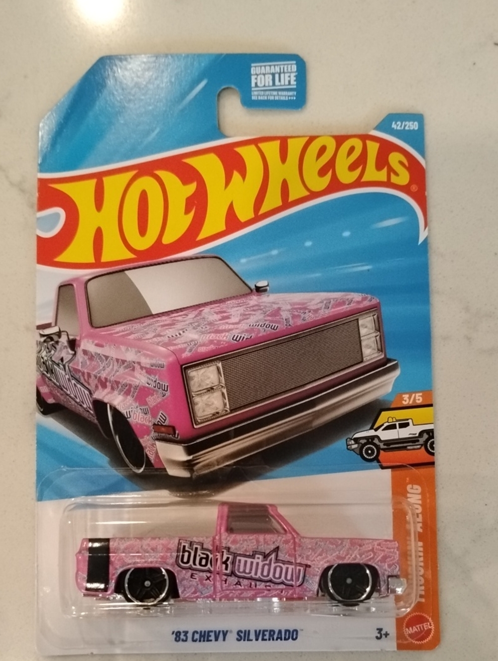 Mattel Hot Wheels '83 Chevy Silverado - Pink